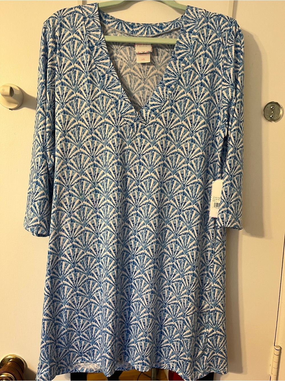 NWT Stella Parker Blue and White V-Neck Patterned Swim Dress/Coverup
